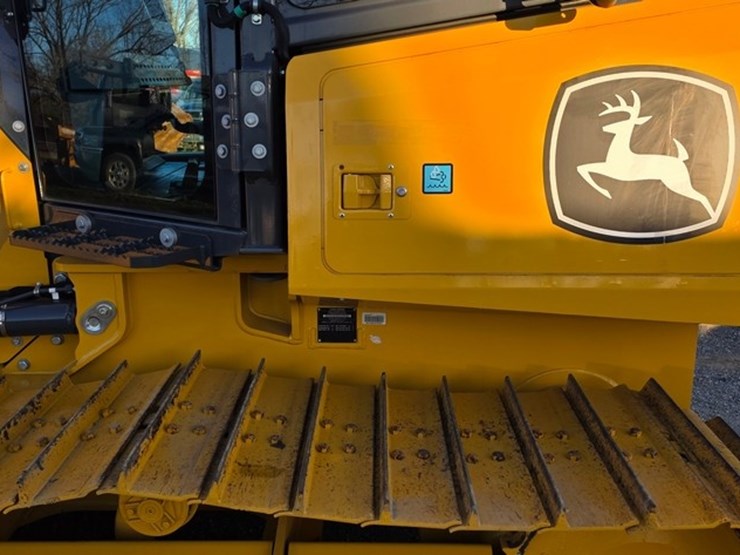 2023-deere-550-lgp-image-20