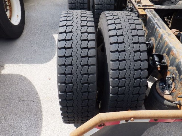 2016-international-8600-image-11