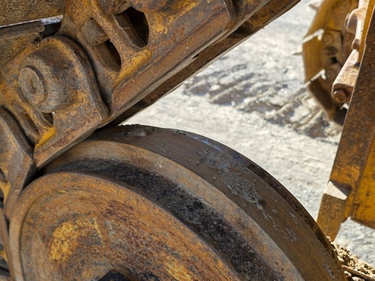 1997-caterpillar-d4h-image-41