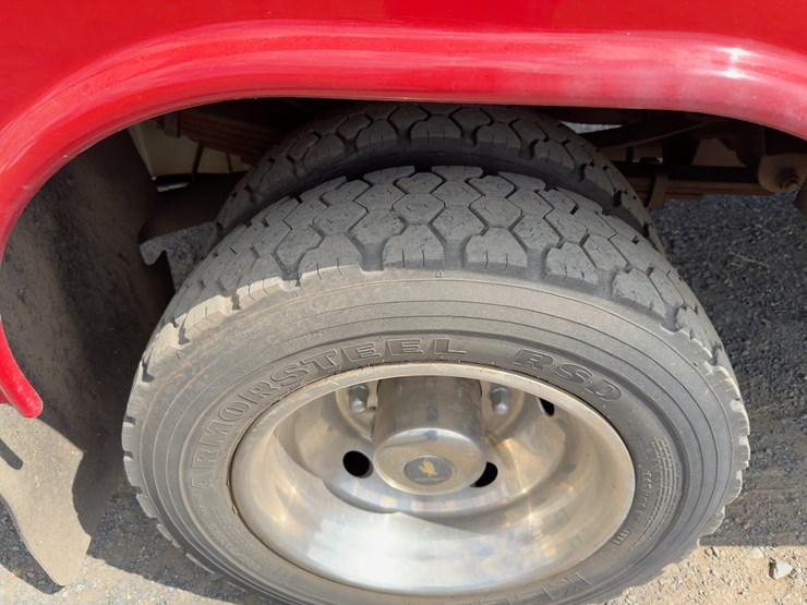 2003-ford-f450-xl-image-9