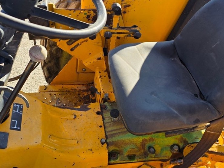 john-deere-2355-image-42