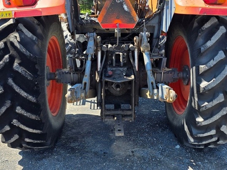 kubota-m110-image-19