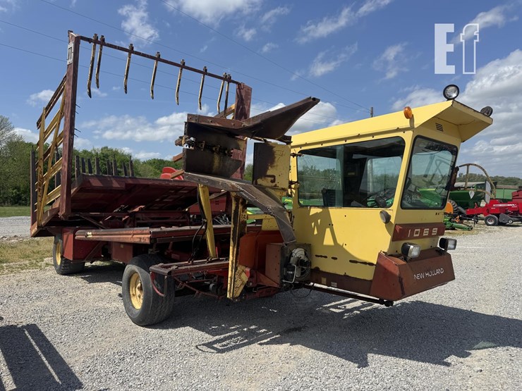 new-holland-1069-image-3