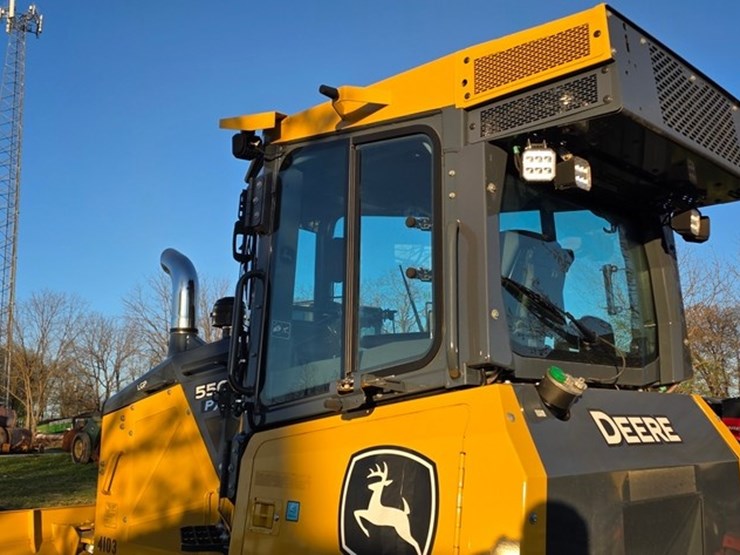 2023-deere-550-lgp-image-29