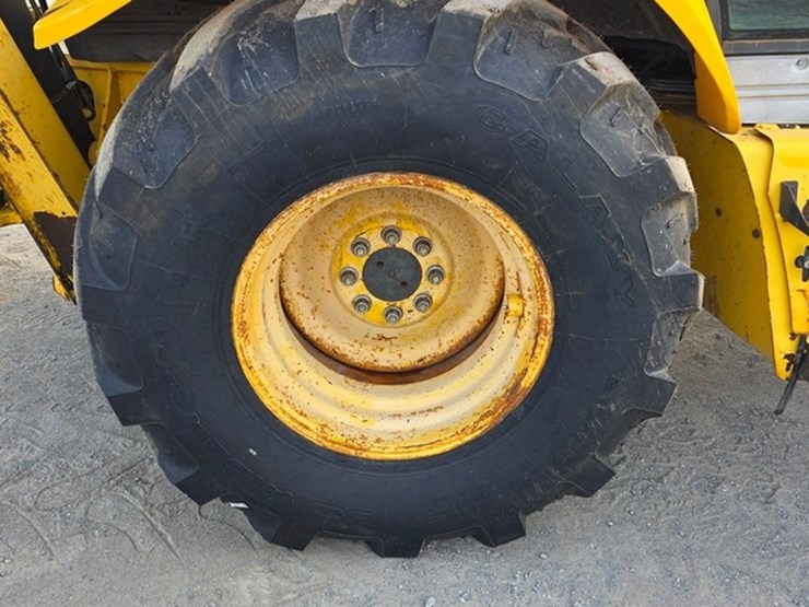 2009-new-holland-b95b-image-13