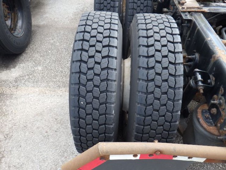 2016-international-8600-image-12