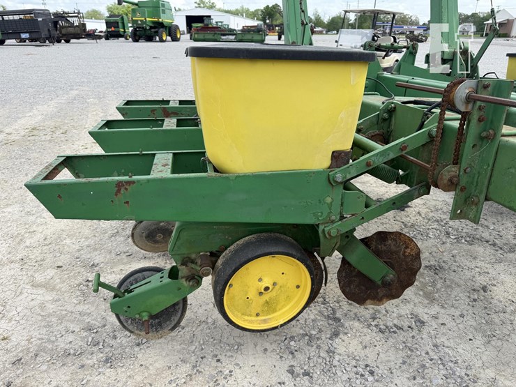 john-deere-7000-image-18
