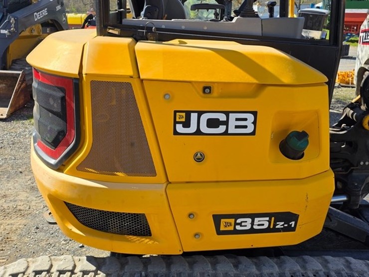 2021-jcb-35z-1-image-28