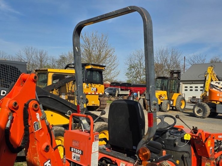 2003-kubota-bx22-image-16