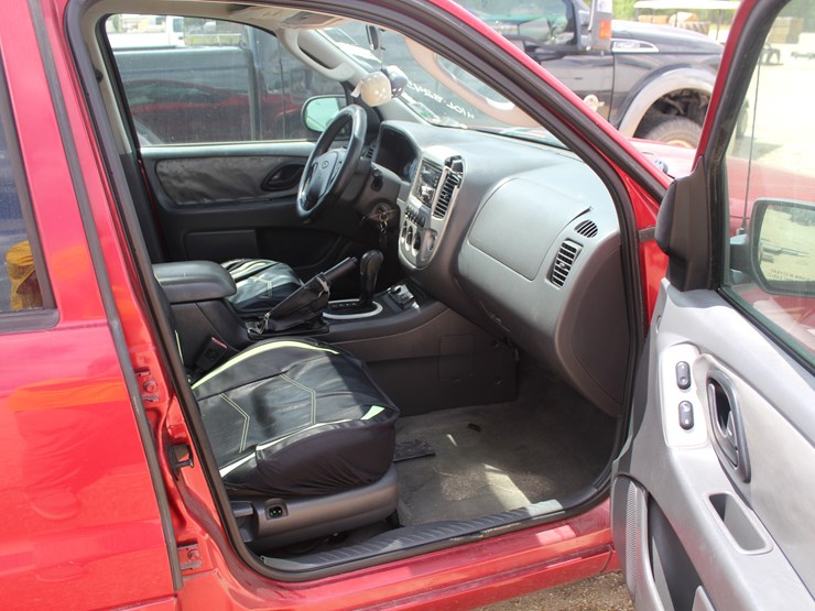 2007-ford-escape-image-14