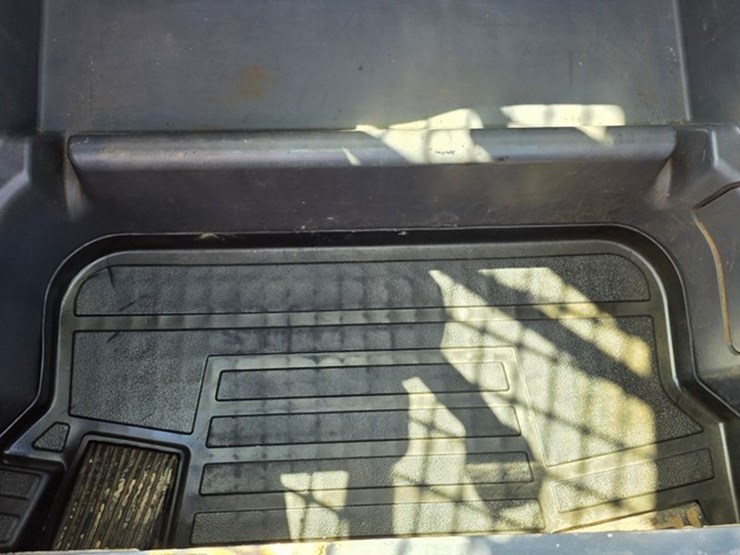 2018-deere-331g-image-47