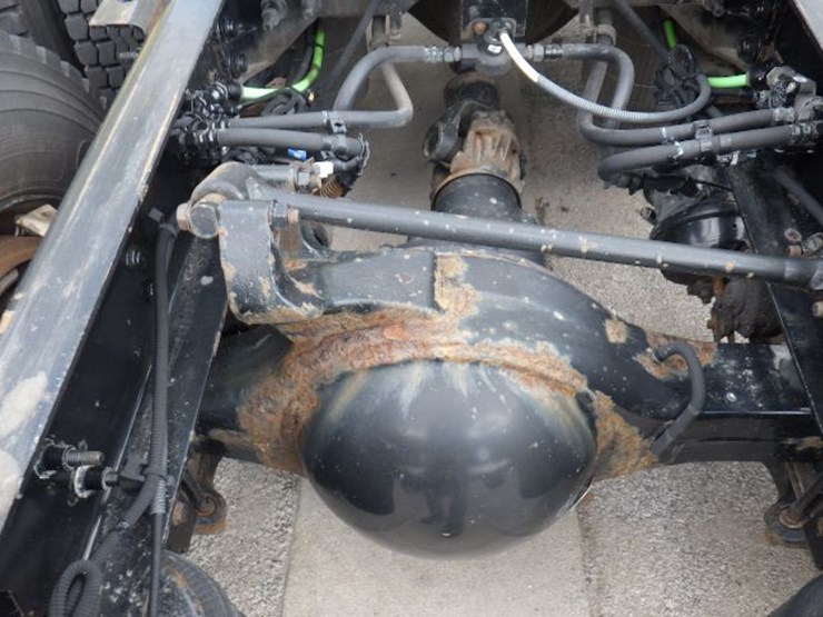 2016-international-8600-image-10