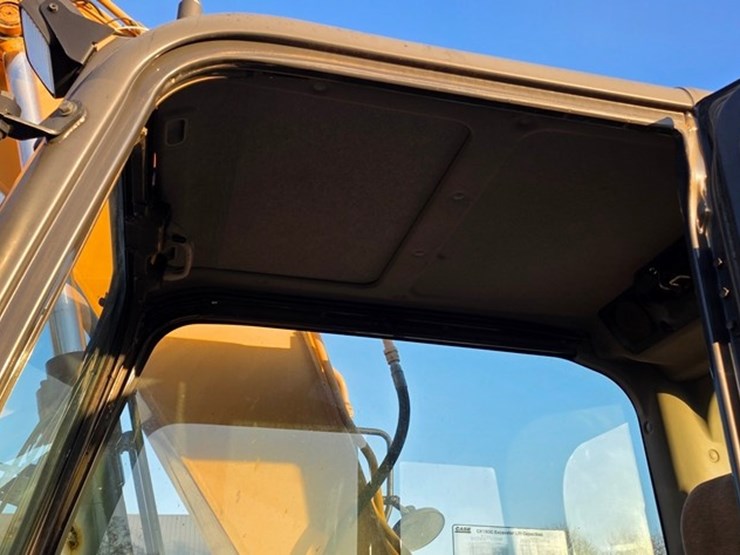 2014-case-cx160c-image-82