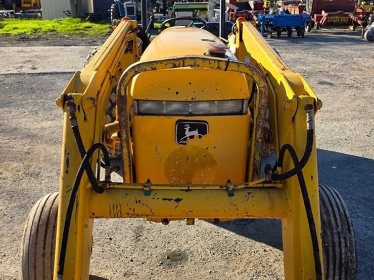 john-deere-2355-image-33