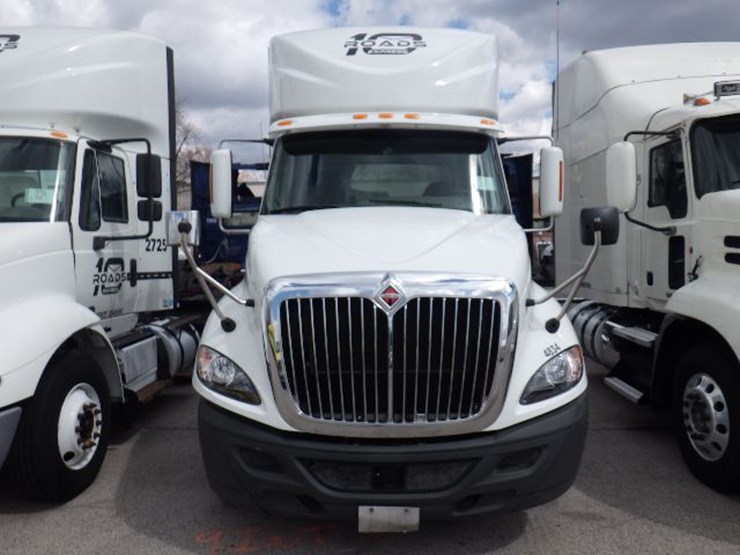 2016-international-prostar-image-2