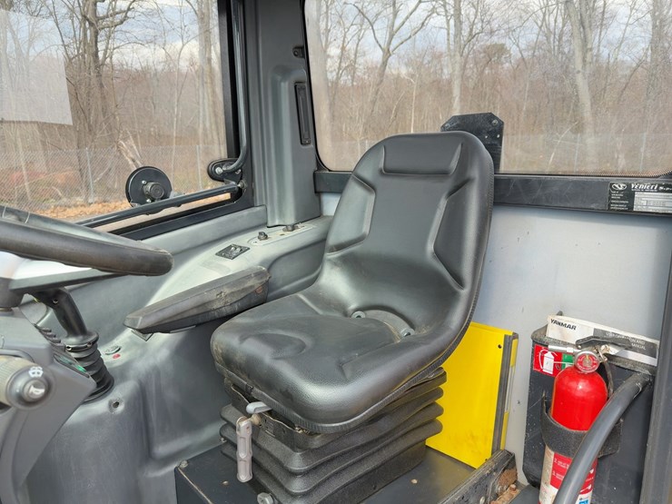 2017-yanmar-v8-image-23