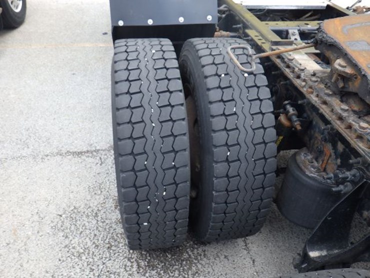 2016-international-8600-image-13