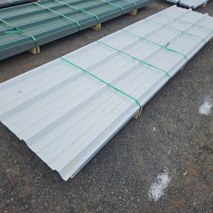 (39) 12' ROOF PANELS