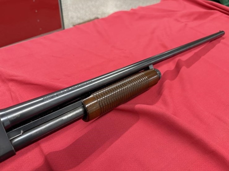 remington-wingmaster-870-16-gauge-shotgun-image-2