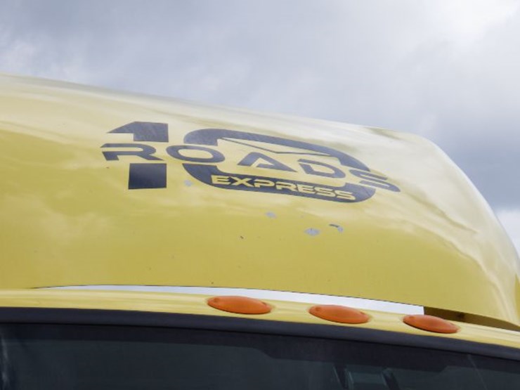 2016-international-8600-image-4