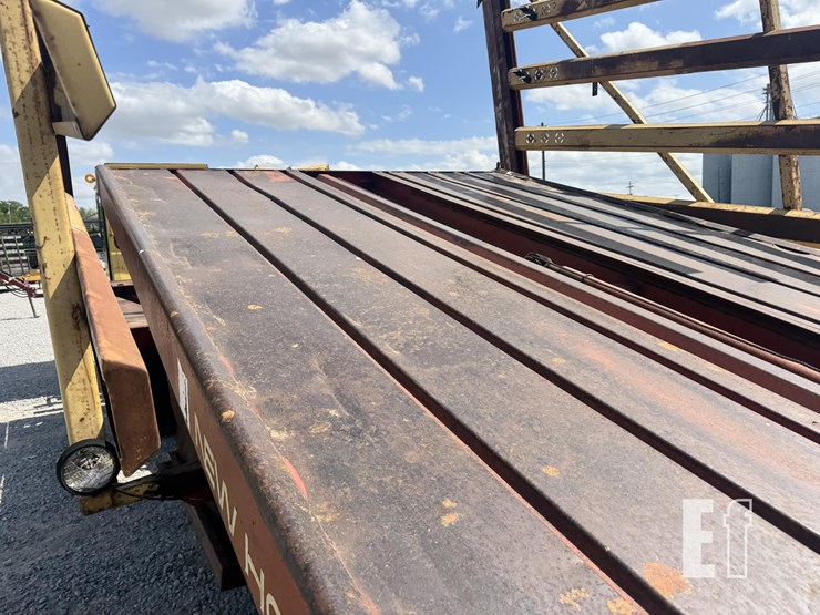 new-holland-1069-image-15