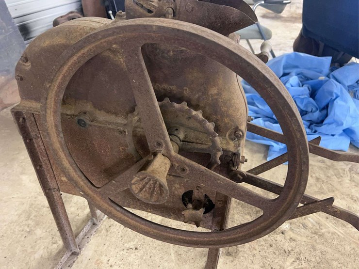 john-deere-model-1b-corn-sheller-image-15