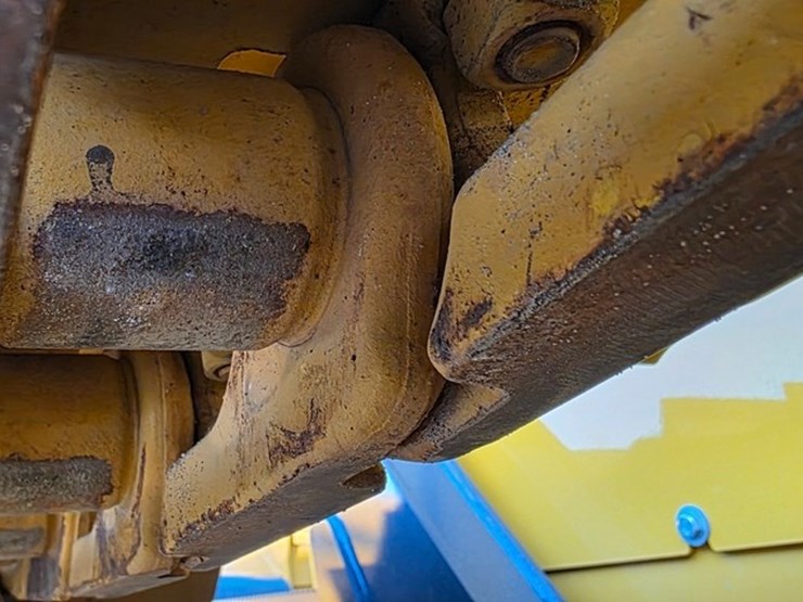 2023-deere-550-lgp-image-27