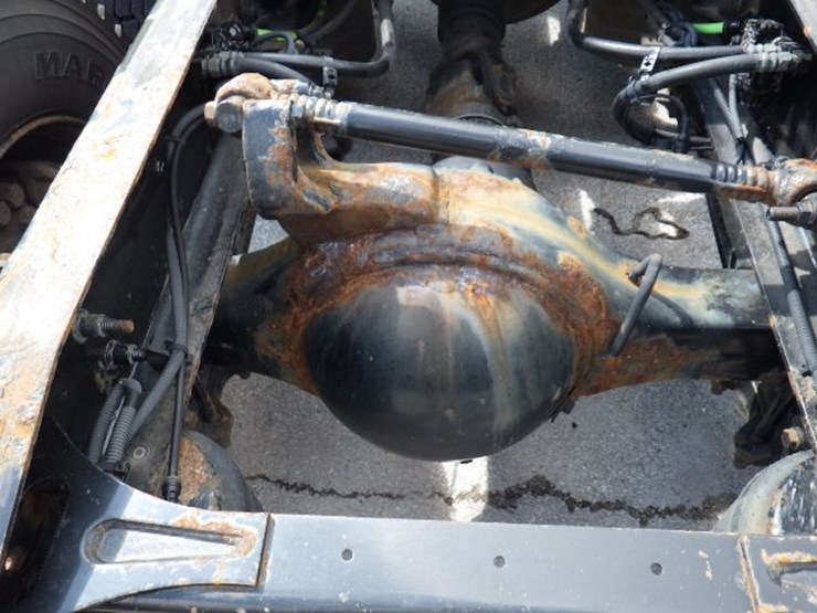 2016-international-8600-image-9