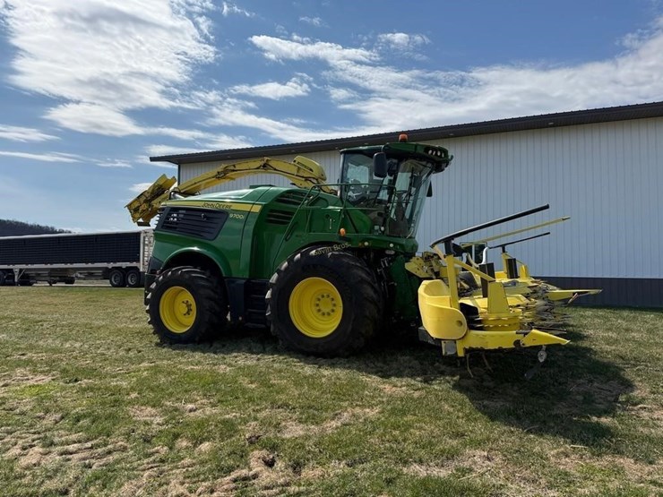 2019-john-deere-9700i-image-2