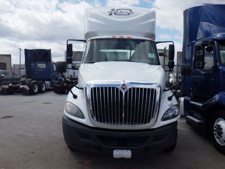 2017-international-prostar-image-3