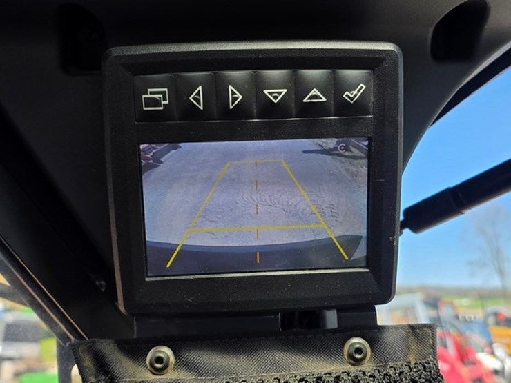 2018-deere-331g-image-61