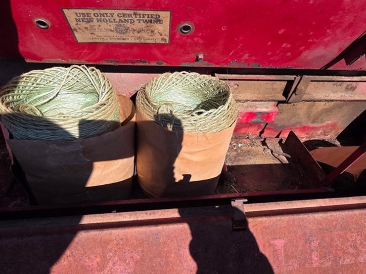 new-holland-68-image-23