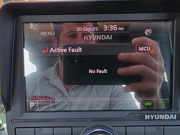 2020-new-holland-e57c-image-84