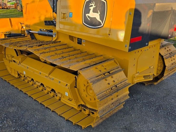 2023-deere-550-lgp-image-28