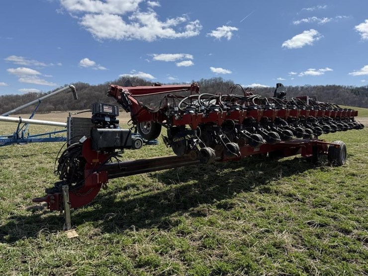 2008-case-ih-1200-image-3