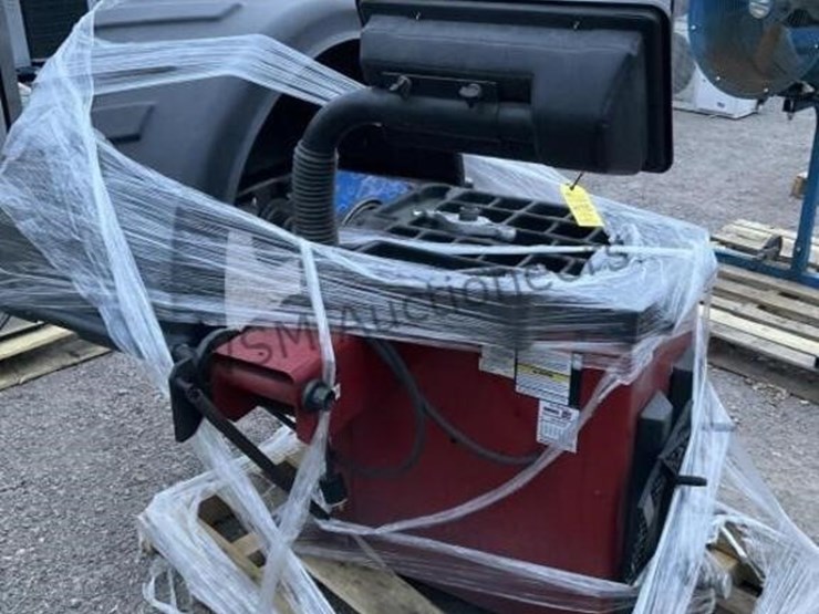 coats-125-wheel-balancer-image-3