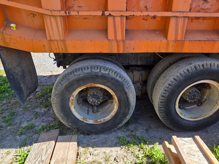 1974-white-construcktor-image-23