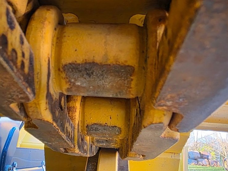 2023-deere-550-lgp-image-45