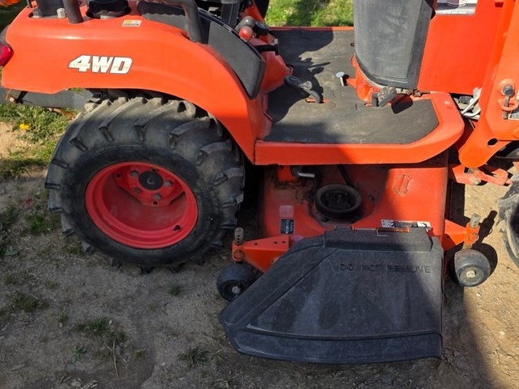 2014-kubota-bx1870-image-10