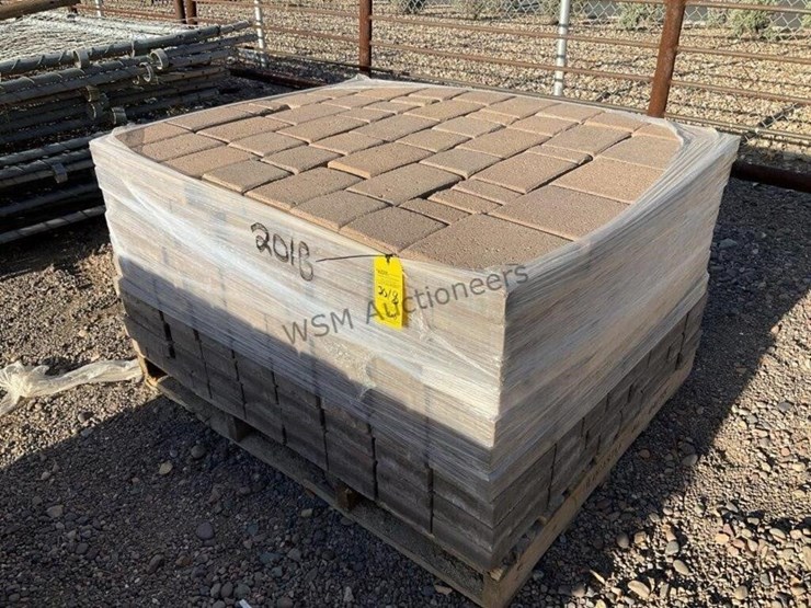 pallet-of-stone-pavers-image-1