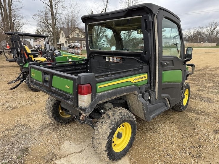 john-deere-gator-image-6