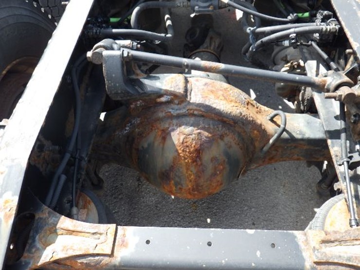 2016-international-8600-image-9