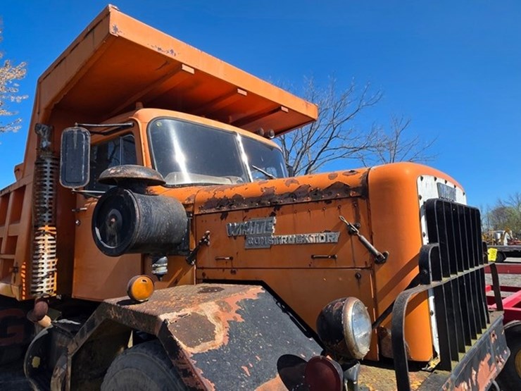 1974-white-construcktor-image-33