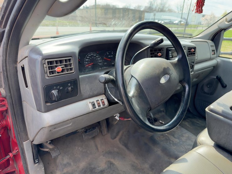 2003-ford-f450-xl-image-27