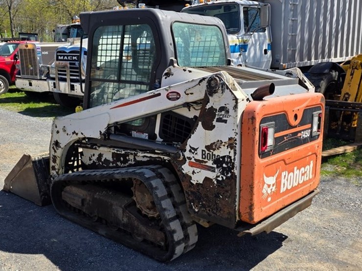 2015-bobcat-t450-image-3