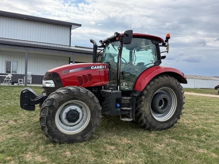 2014-case-ih-mx140-mfwd-tractor-image-1