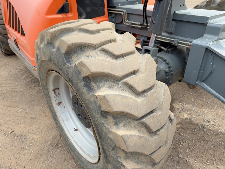 2006-jlg-g10-55a-image-10