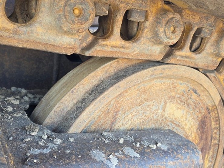 1997-caterpillar-d4h-image-43