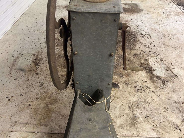 john-deere-no-1-a-sheller-image-4