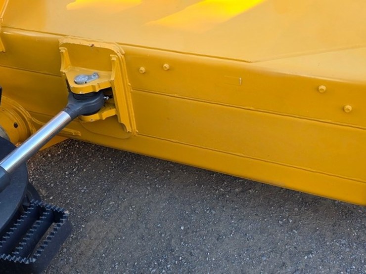 2023-deere-550-lgp-image-50